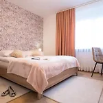 Apart-center Przy Krupowkach Apartman *